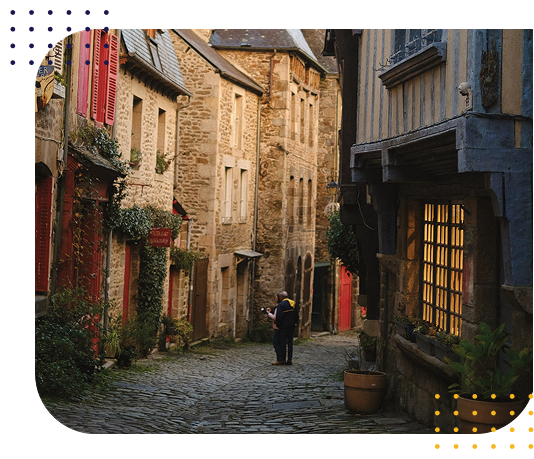 Taxi Olympe devant le Mont-Saint-Michel pour réservation rapide